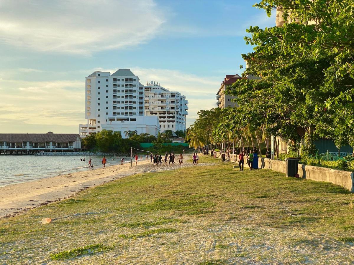 Maison Seaview Suites Port Dickson Buitenkant foto