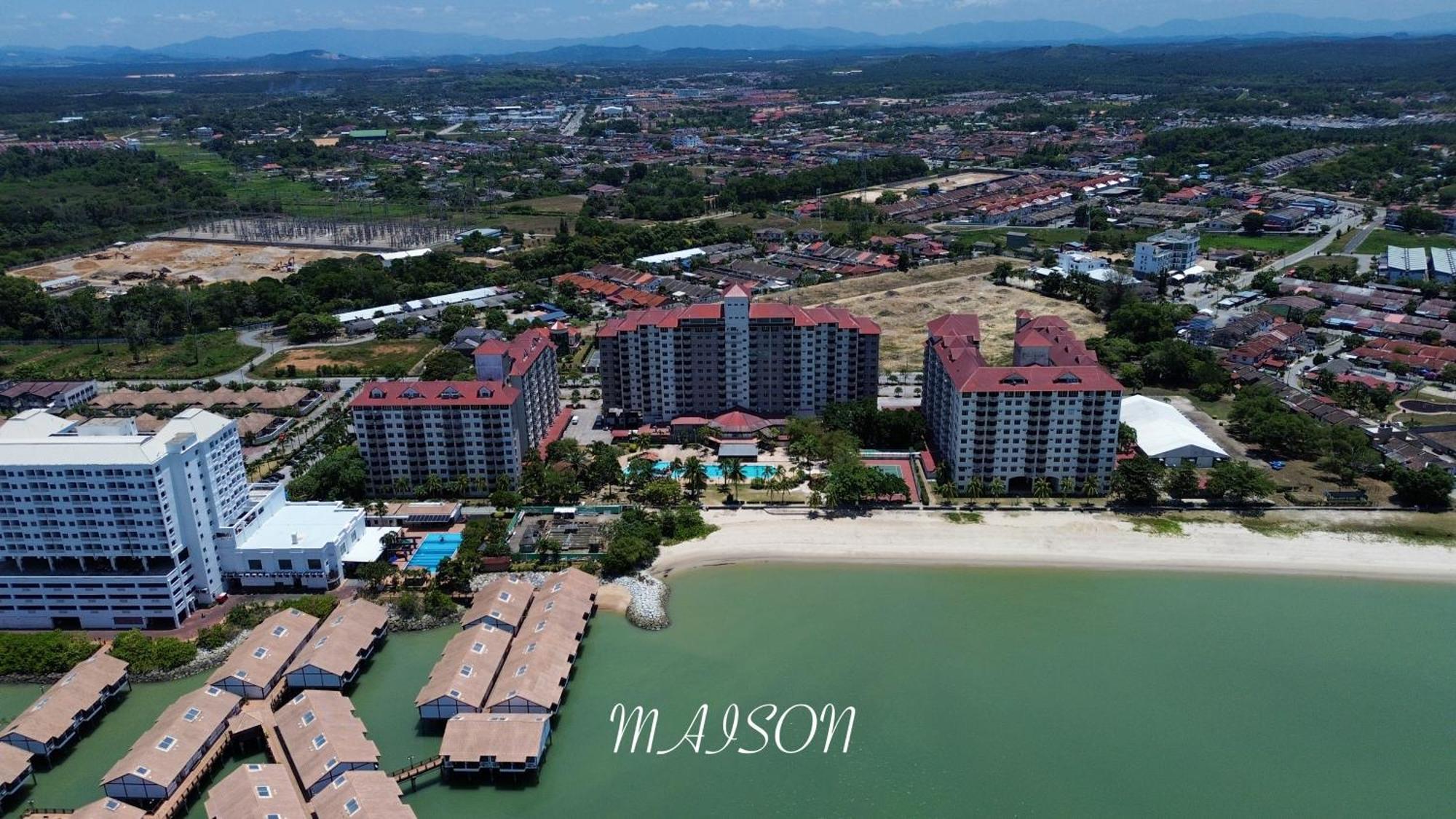 Maison Seaview Suites Port Dickson Buitenkant foto